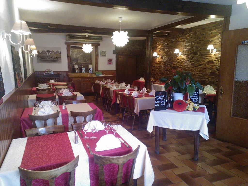 Hotel Logis Le Franco Belge Monthermé Exteriér fotografie